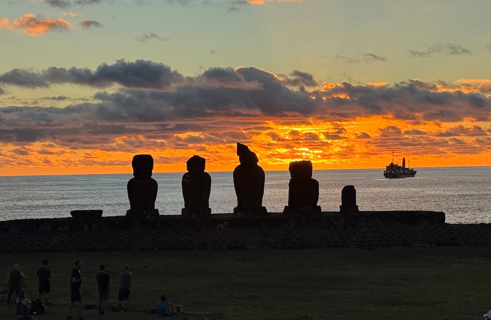 Rapa Nui: La isla que no se puede explicar, solo vivir