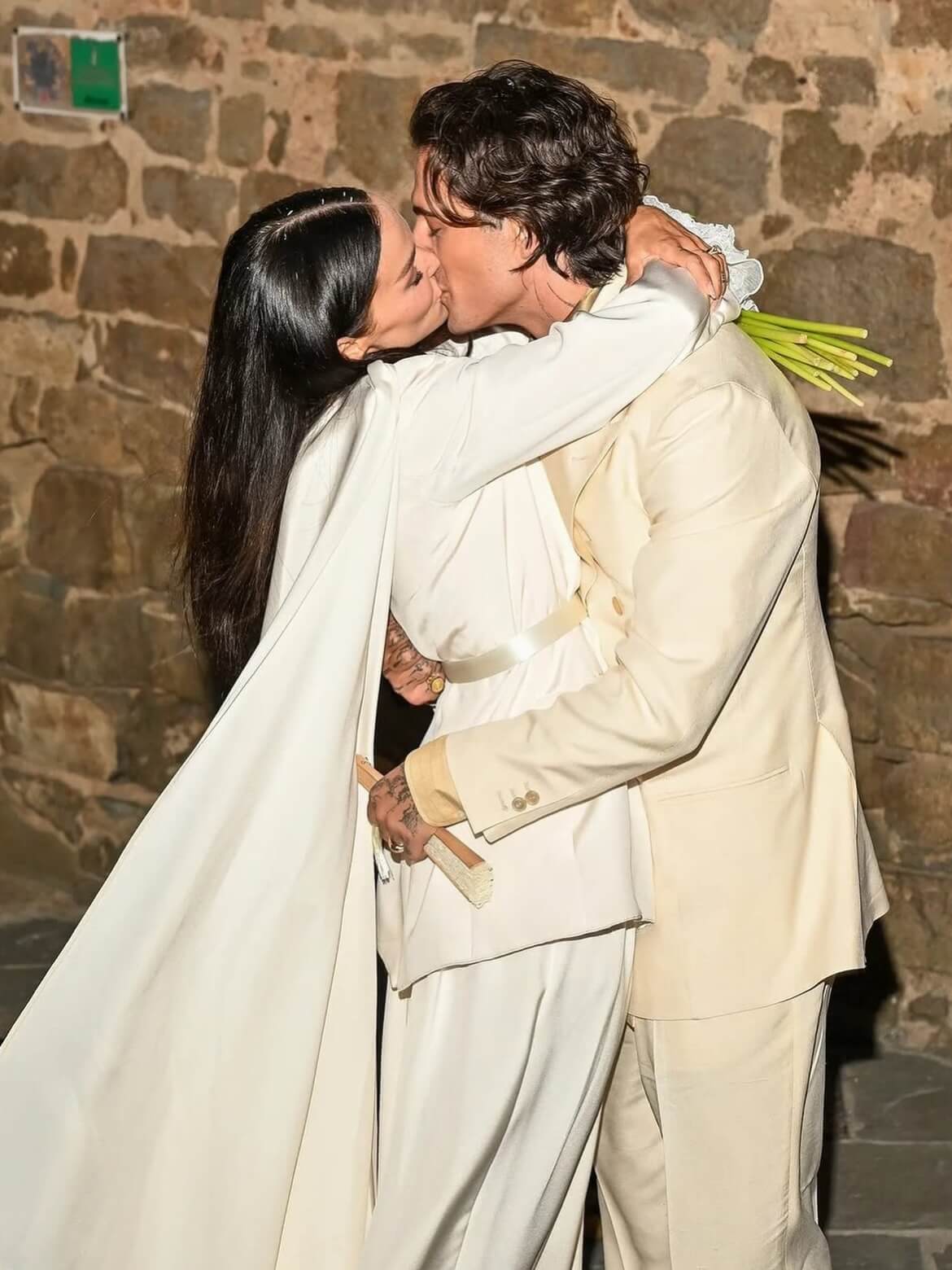 Dove Cameron y Damiano David se casan en la Toscana