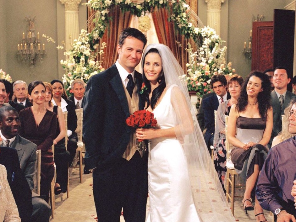La triste historia detrás de la boda de Matthew Perry en Friends